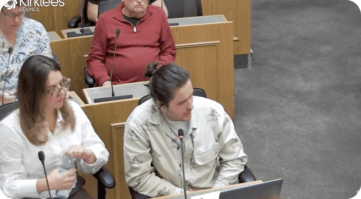 Council meeting setting representing licensing hearings supported by Barnab.